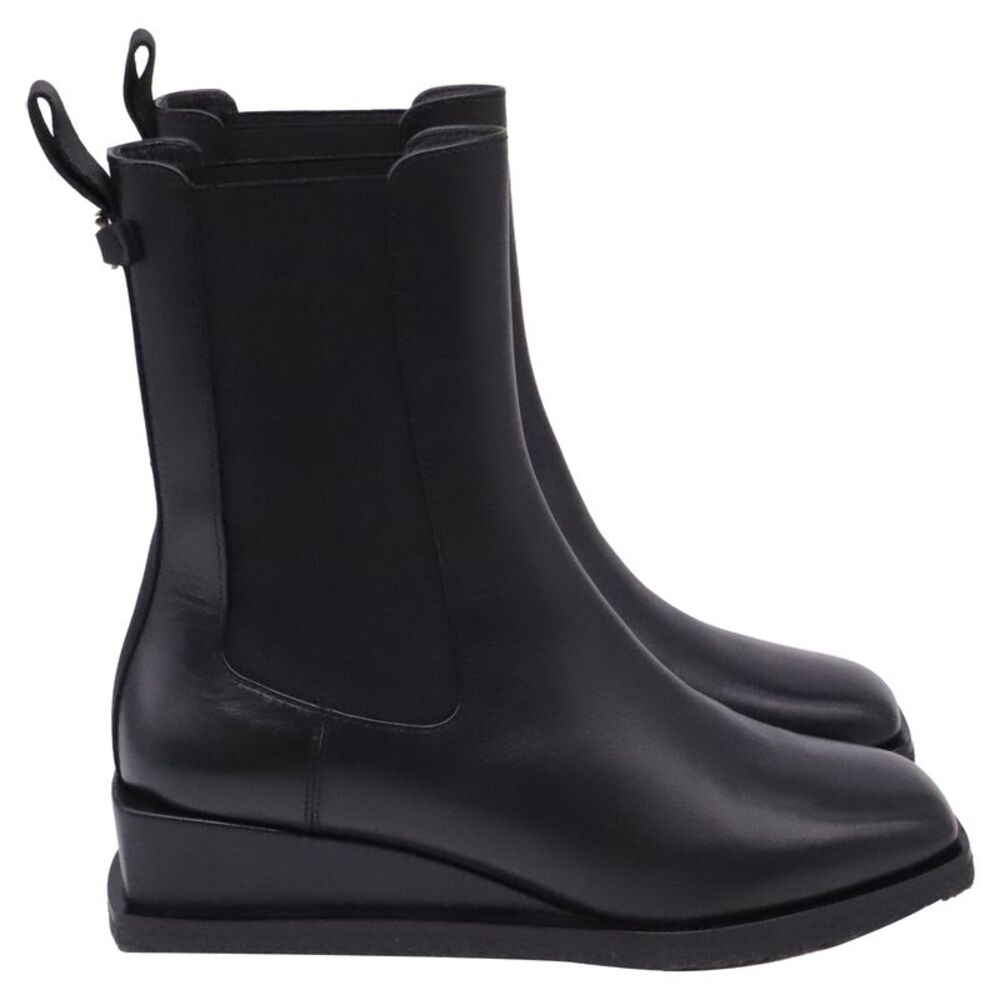 Salvatore Ferragamo Wyatt Ankle Boots in Black Leather
